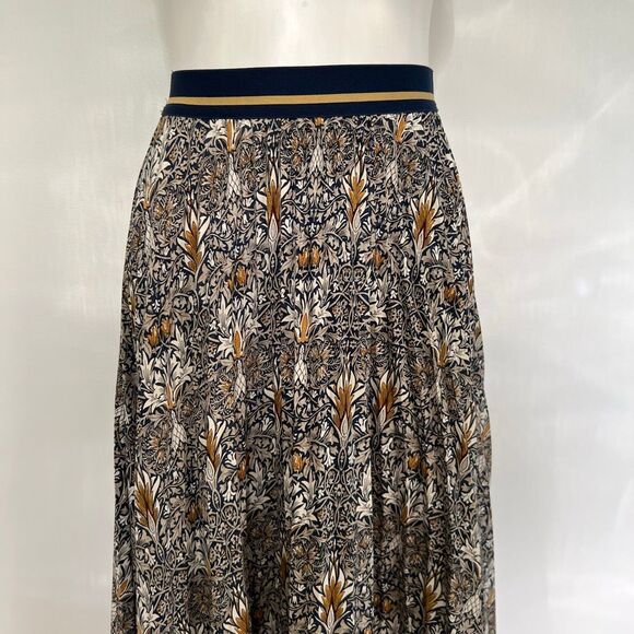 H&M x Morris & Co pleated floral midi skirt - Picture 3 of 8